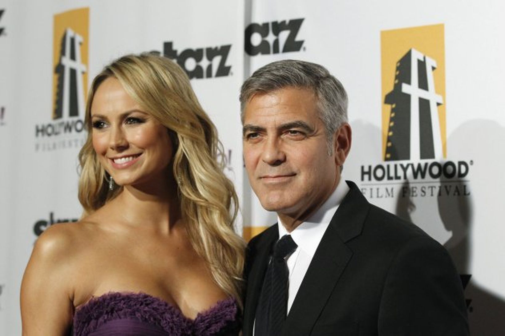 George Clooney og Stacy Keibler.