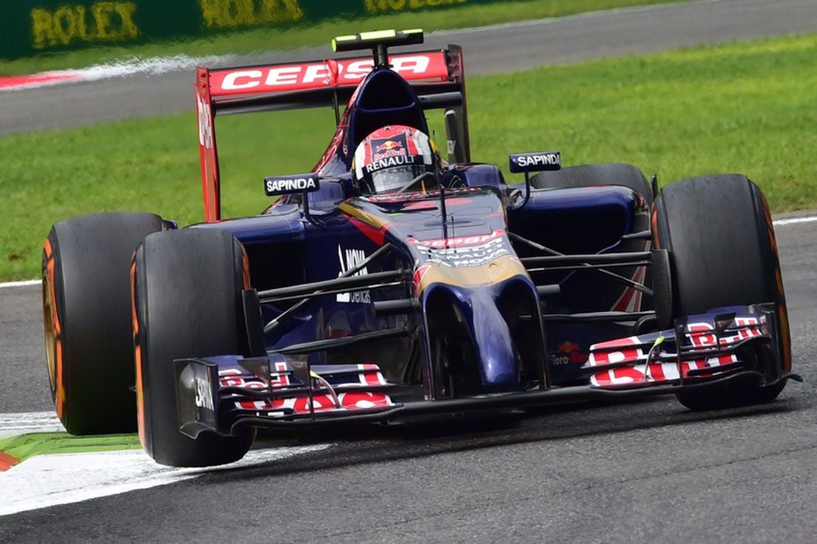 Daniil Kvyat á Toro Rosso á æfingum í Monza um …