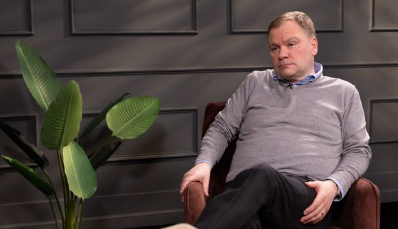 Umgangast ofbeldismenn á meðan beðið er brottvísunar