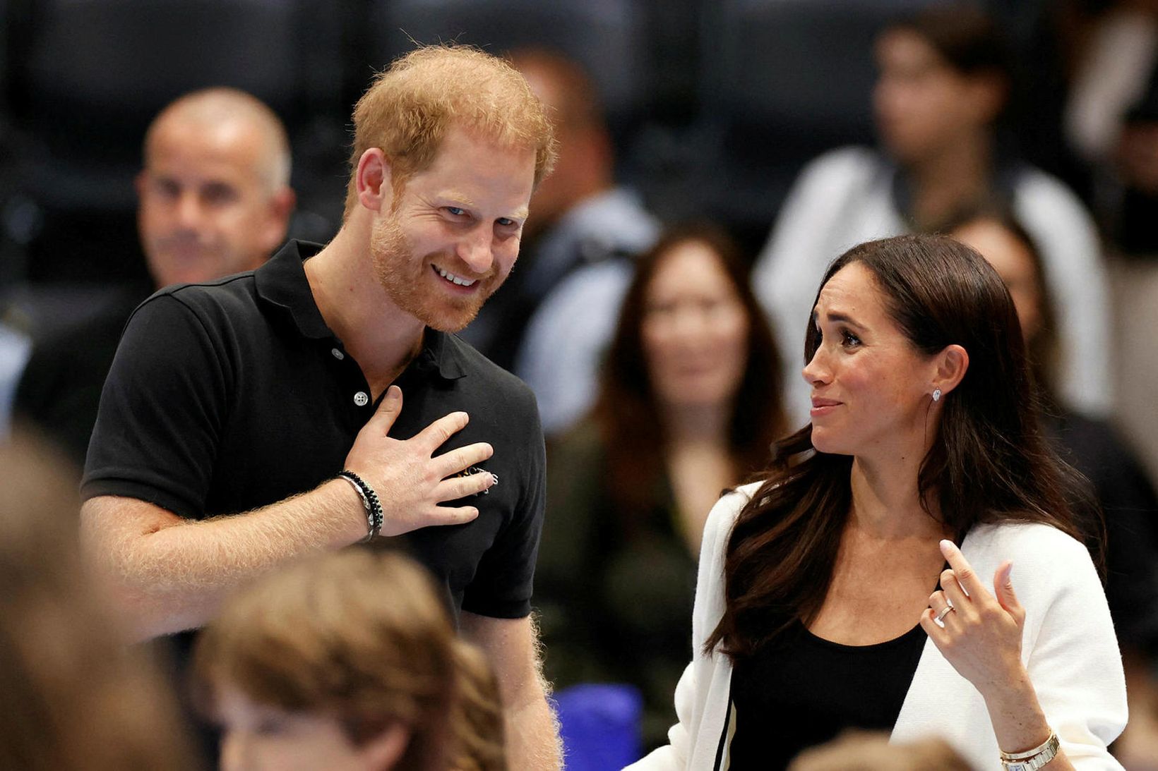 Harry og Meghan blanda ekki geði við granna sína.