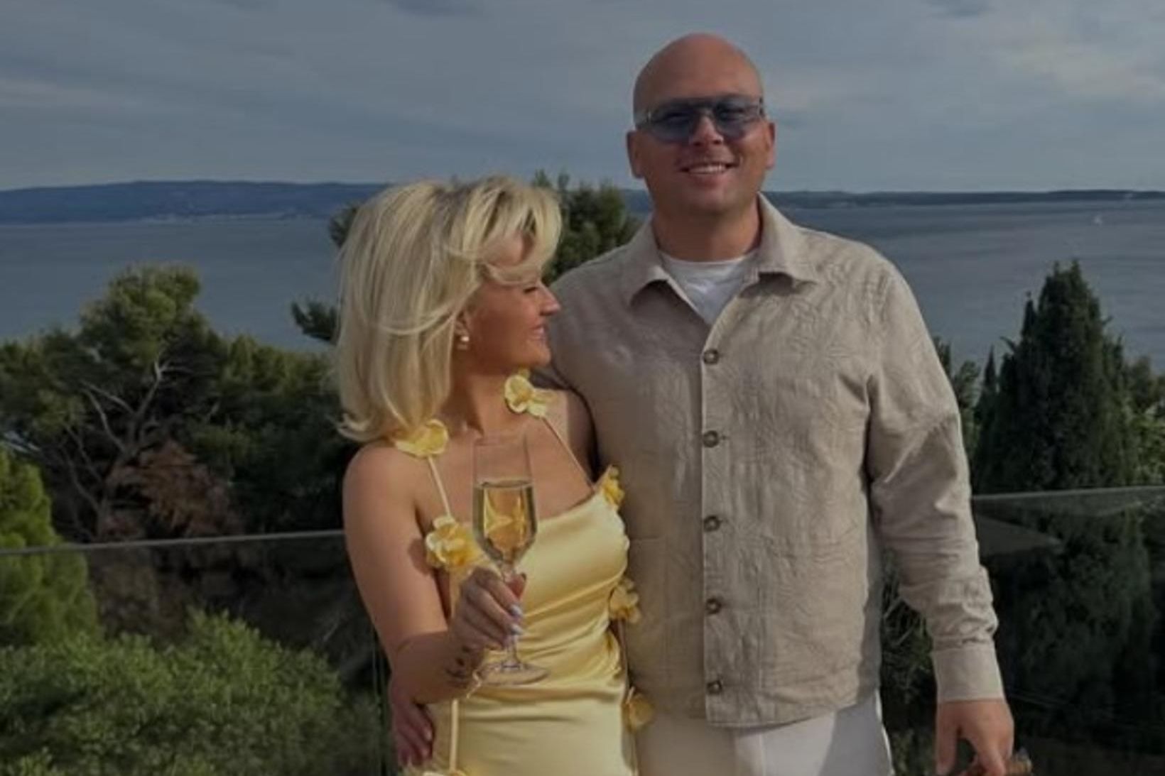 Camilla Rut og Valgeir voru sæt í sólinni.