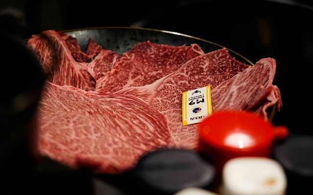 Wagyu er upprunnið frá Japan og er alþekkt fyrir að vera nautakjöt í hæsta gæðaflokki …