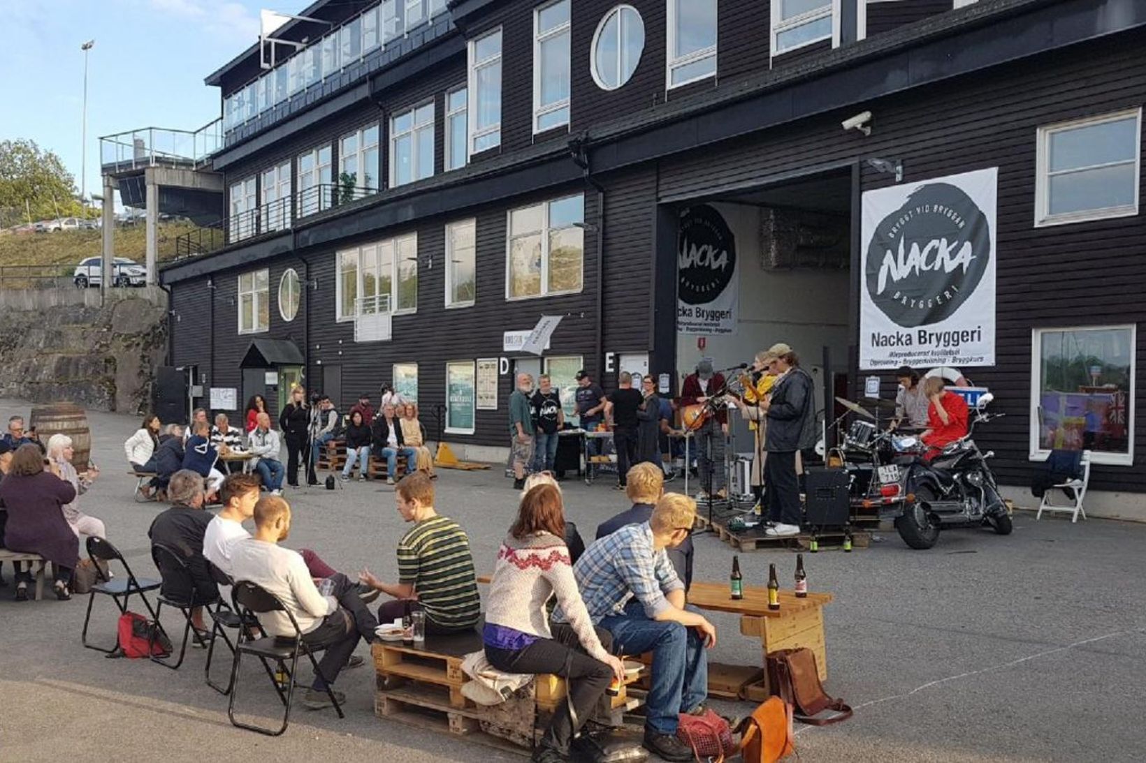 Sveitarfélagið Nacka norðan Stokkhólms varð fyrst til þess að bjóða …