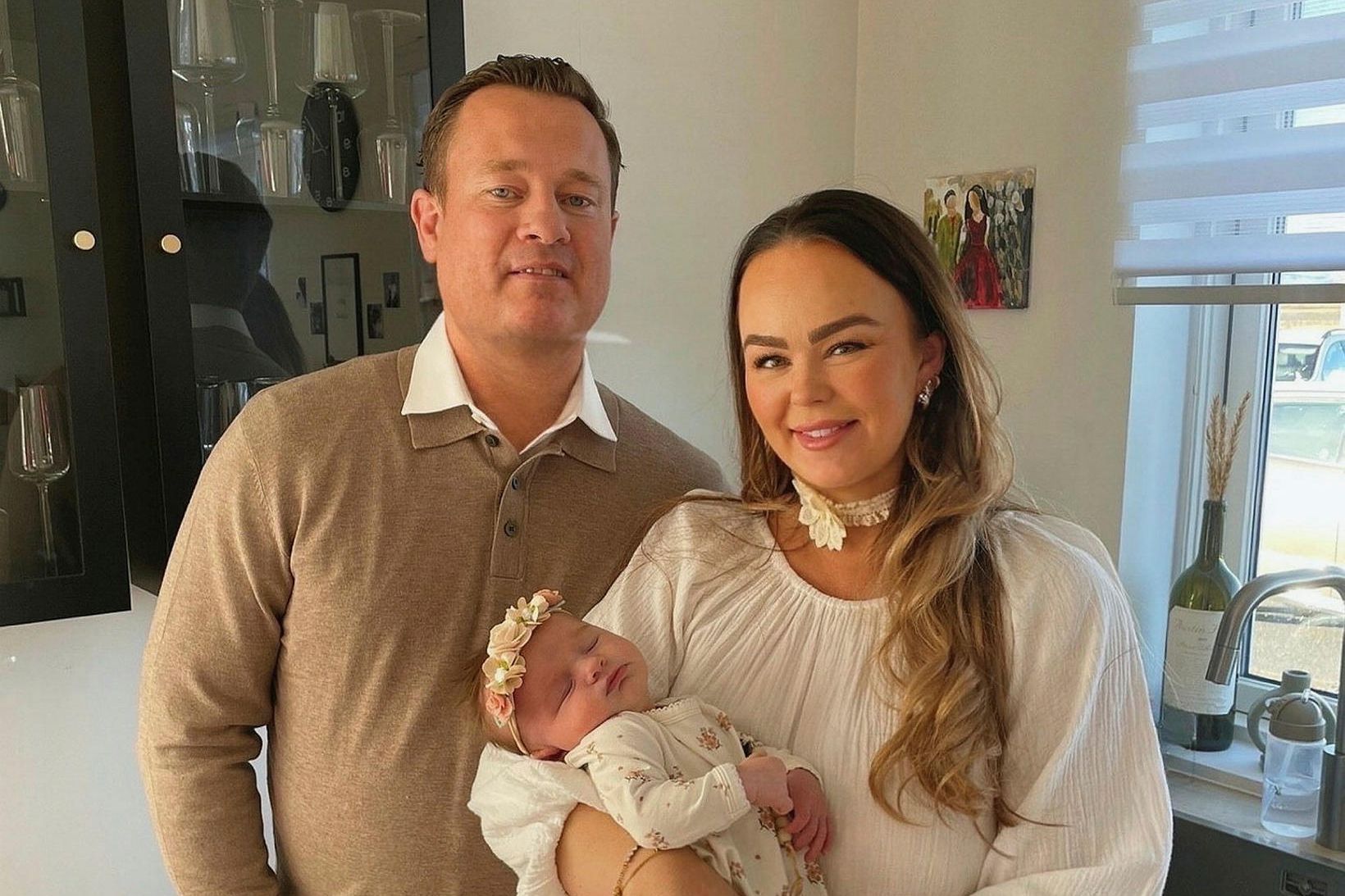 Ingólfur Þórarinsson og Alexandra Eir með dótturina Júlíu Eir sem …
