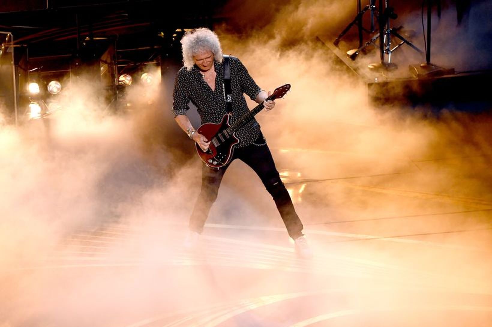 Brian May stal senunni