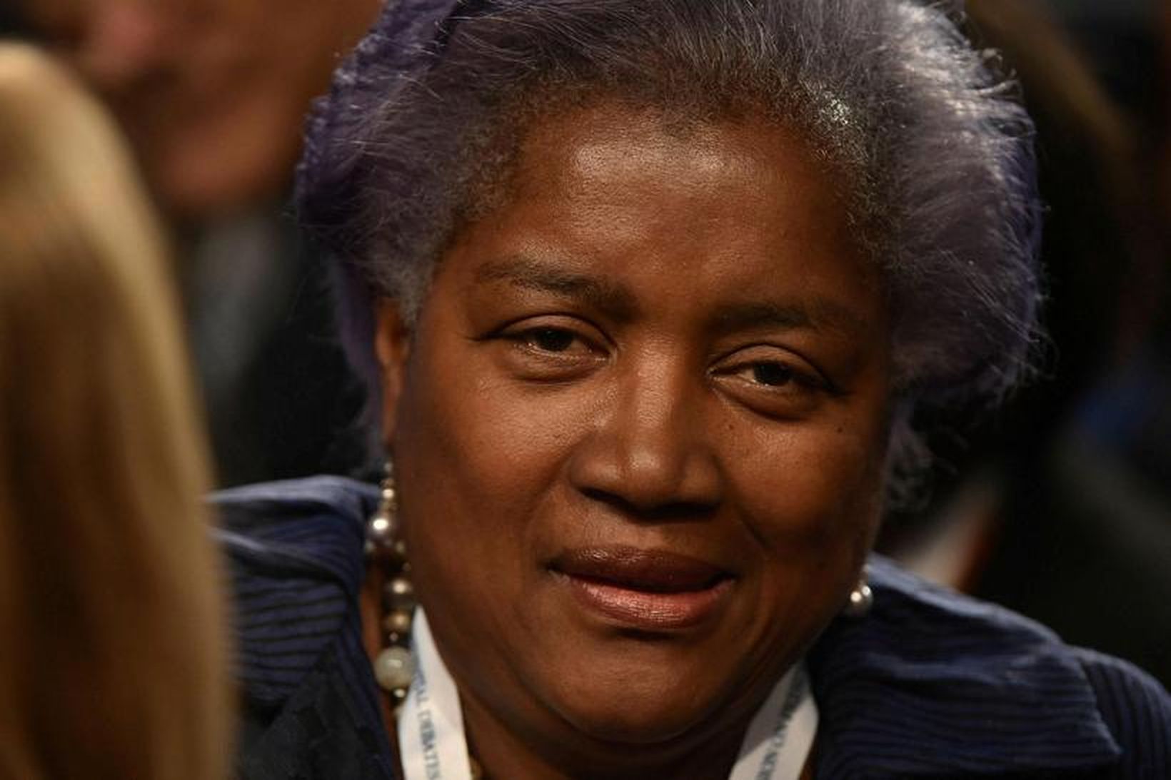 Donna Brazile tilkynnti í gær að hún starfi ekki lengur …