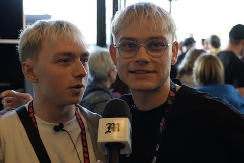 VÆB lagðir af stað