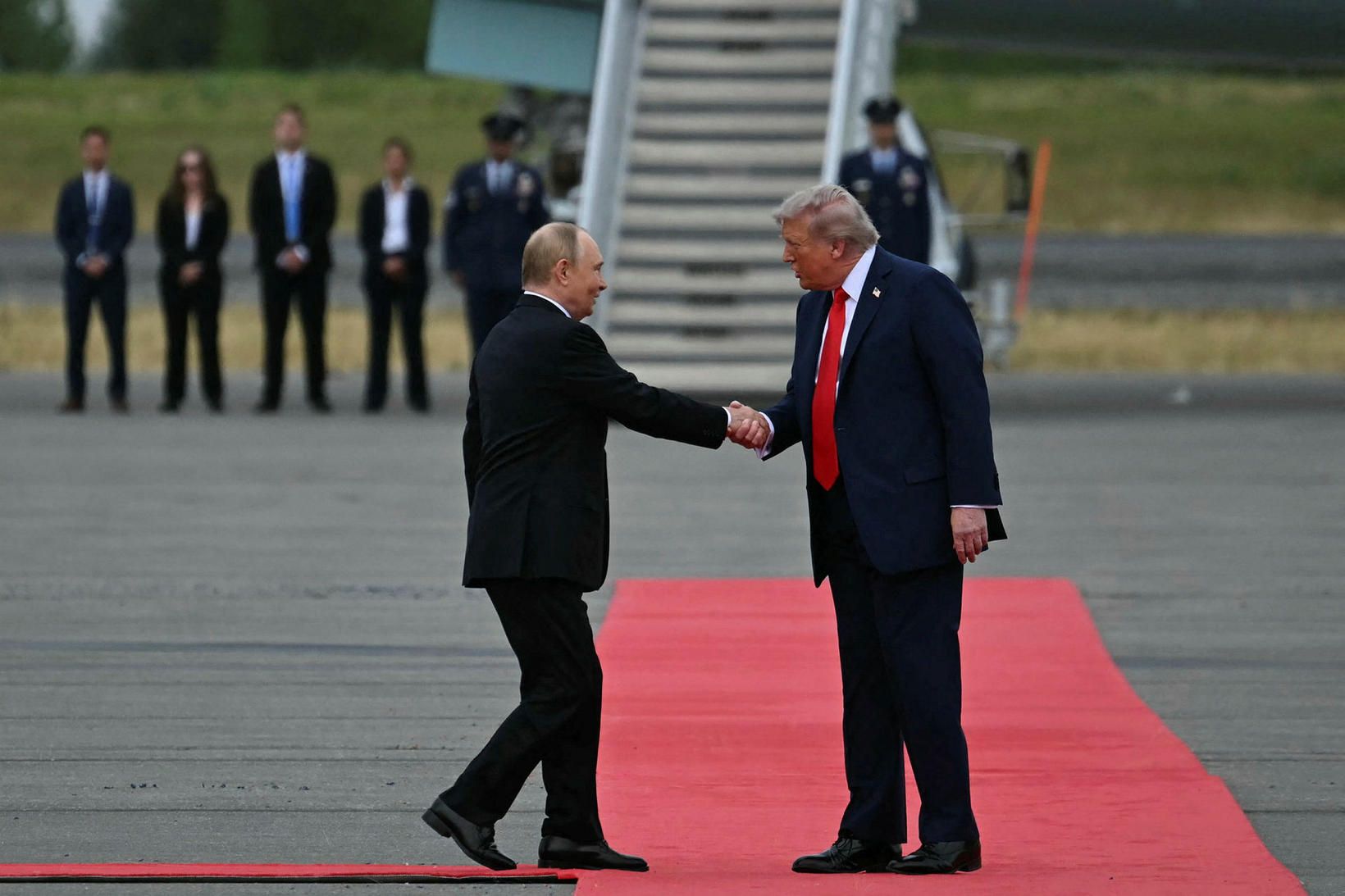 Pútín hafi „leikið á“ Trump ef ekkert verður af fundi