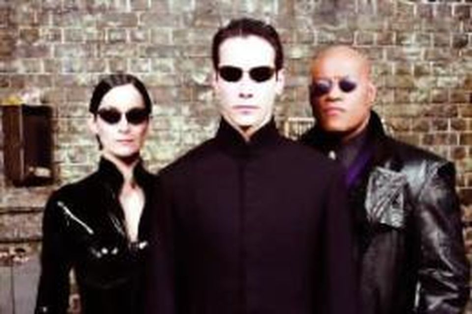 Keanu Reeves, svalur í einni af Matrix-myndunum.