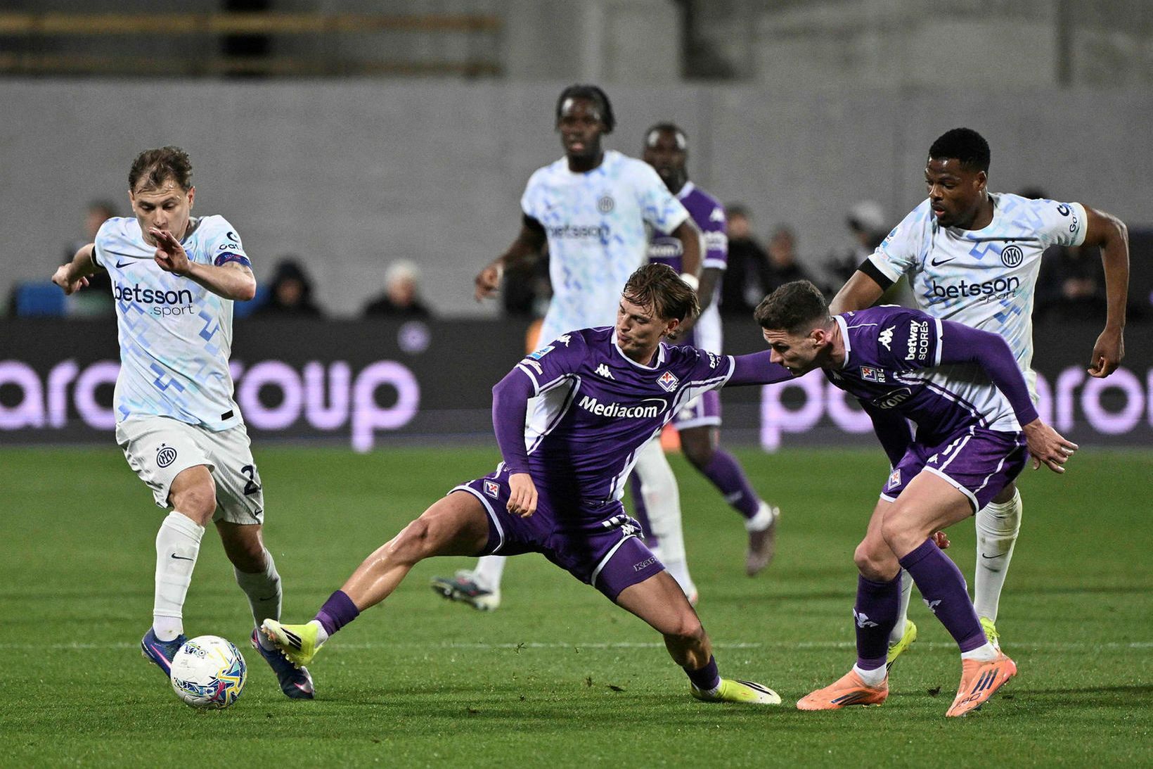 Leikbann Alberts kom ekki að sök