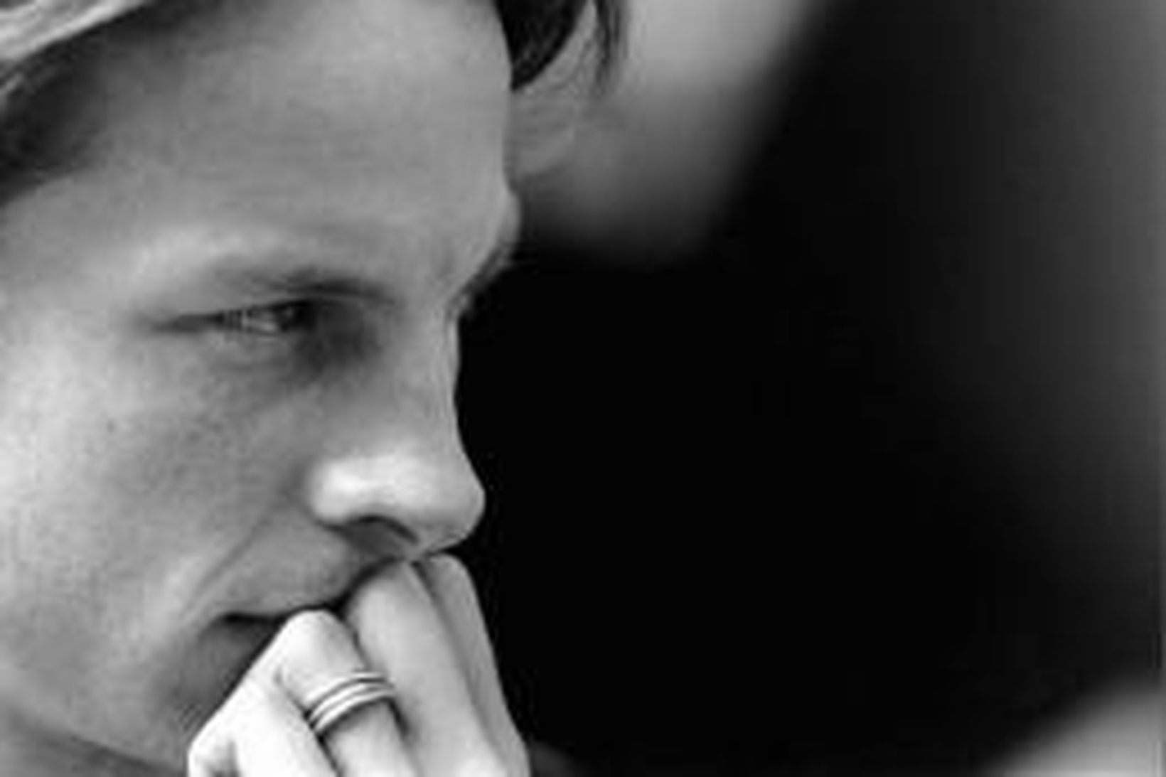 Jenson Button er bundinn BAR út næsta ár.