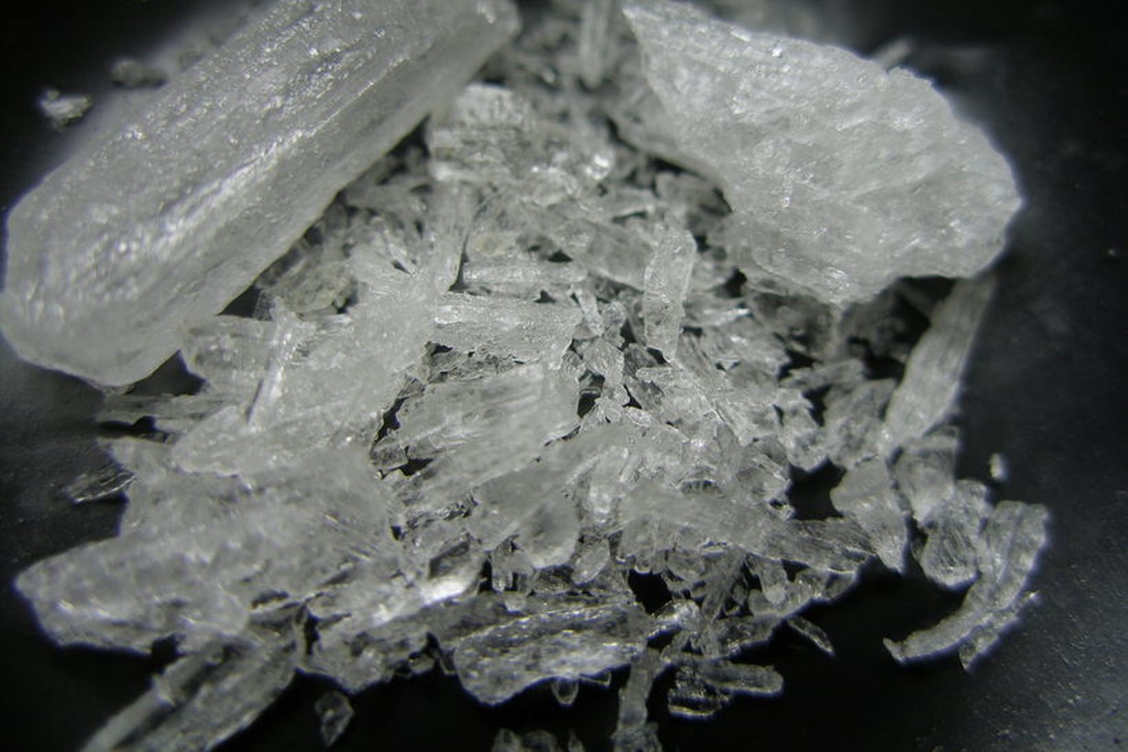 Hreint metamfetamín hydrochloride, betur þekkt sem crystal meth.