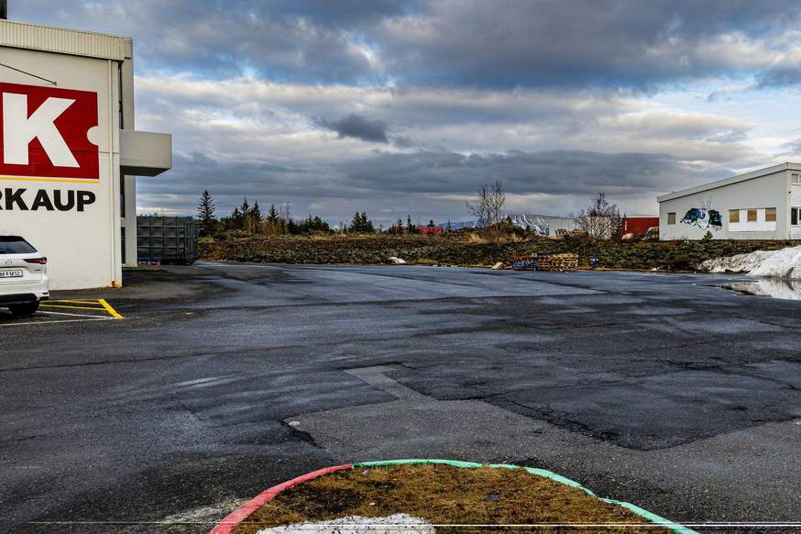 Á þessu svæði í grennd við Fjarðarkaup eiga smáhýsin að …