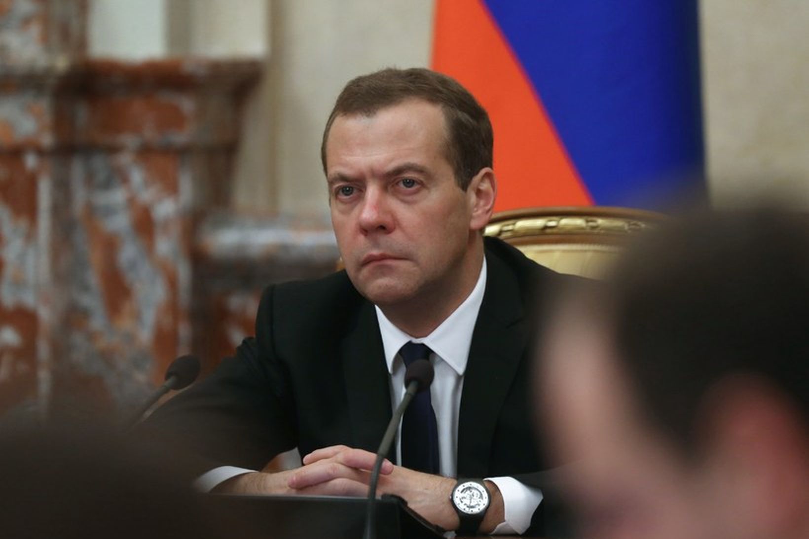 Dmitry Medvedev, forsætisráðherra Rússlands, gaf ráðherrum sínum tvo daga til …