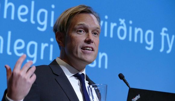 Hvetur Kristján til að birta nýjar upplýsingar