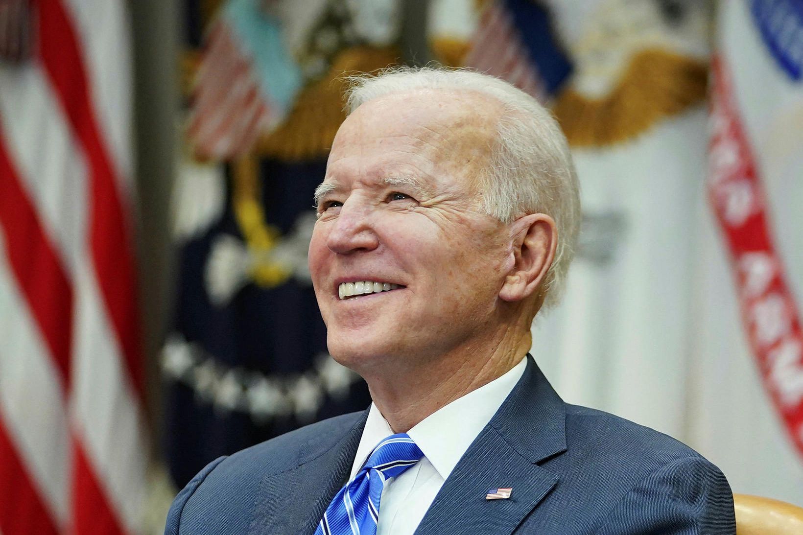 Joe Biden Bandaríkjaforseti gæti veitt frumvarpinu lagagildi með undirskrift sinni …