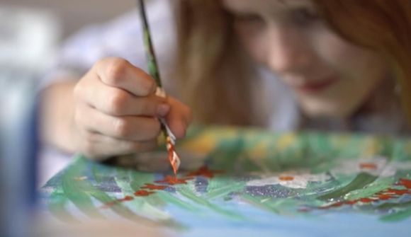 10 ára míní-Monet slær í gegn
