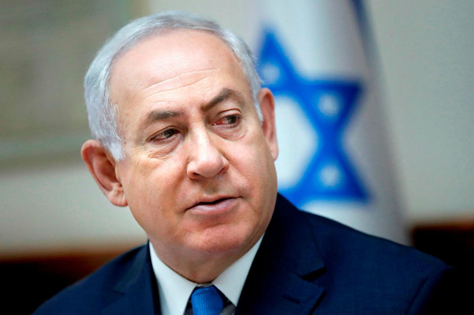 Benjamin Netanyahu á yfir höfði sér ákærur vegna spillingar.