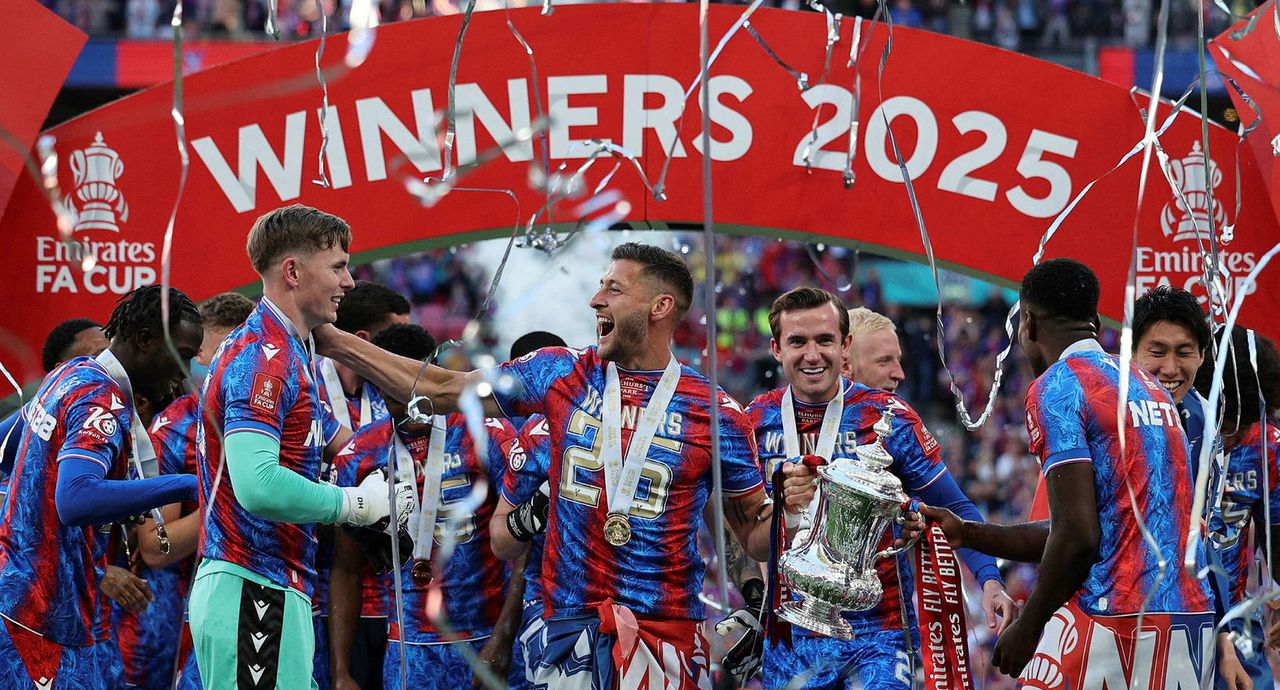 Crystal Palace varð bikarmeistari í fyrsta sinn í vor.