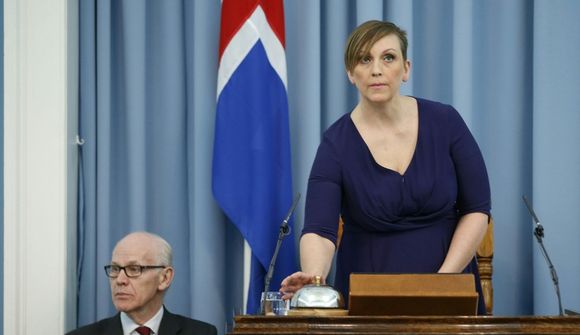 Þingi enn frestað vegna nefndarfundar