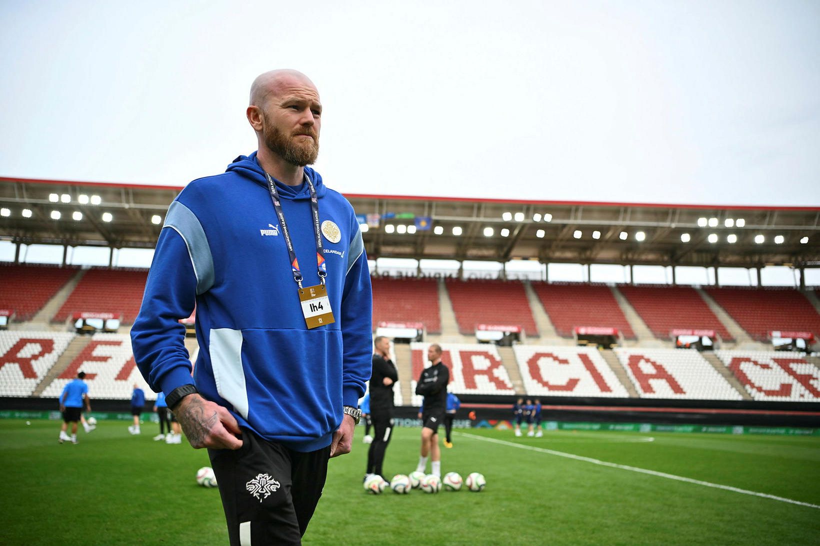 Aron Einar Gunnarsson leikur með Al Gharafa í Katar.