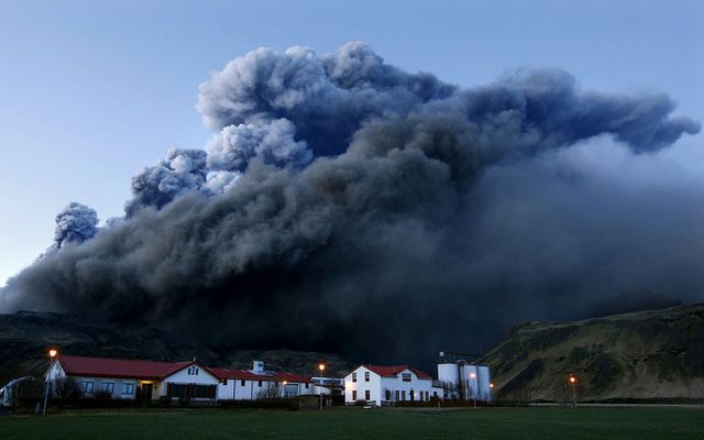 Eyjafjallajökull gaus árið 2010 og raskaði flugi í langan tíma.