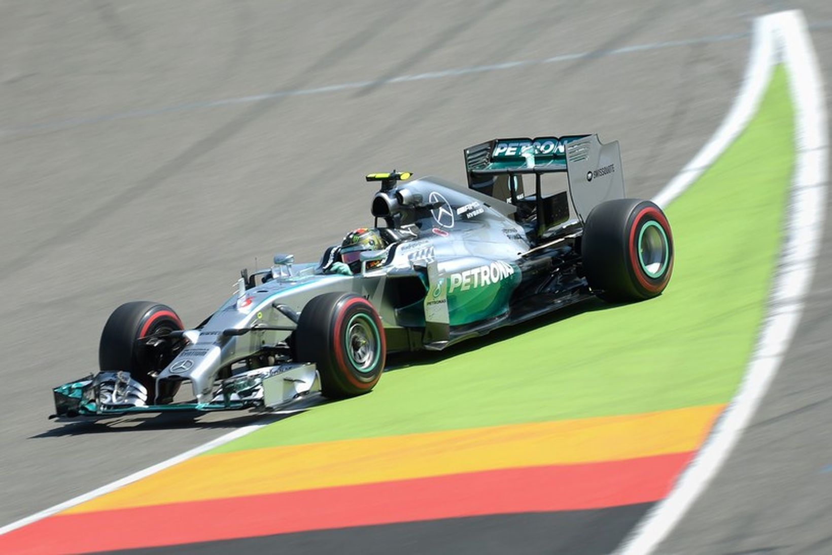 Nico Rosberg á leið til sigurs í tímatökunni í Hockenheimring.