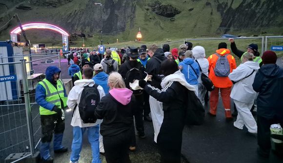 Myndir: Fólk streymir í Herjólfsdal