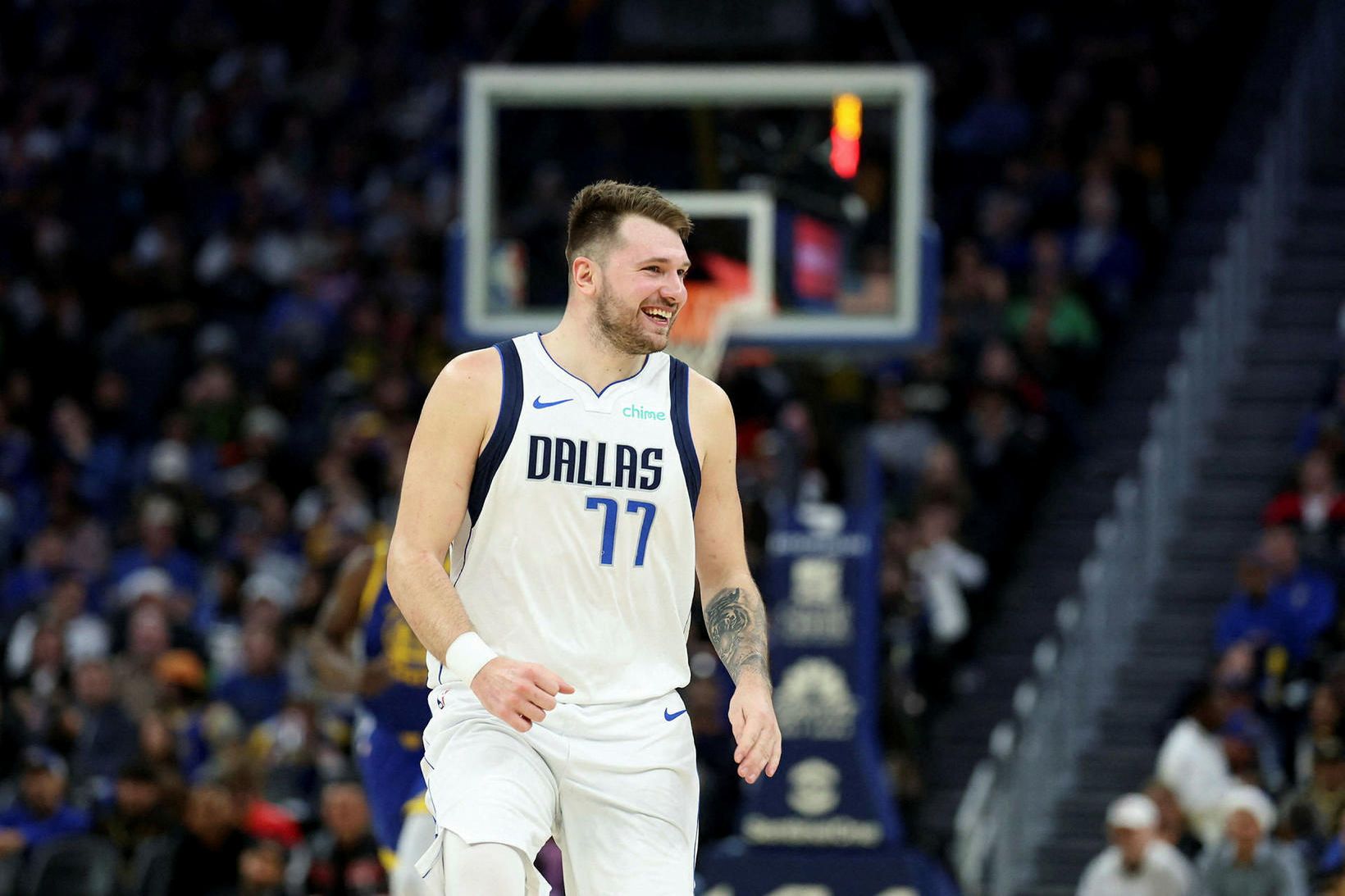 Luka Doncic gekk óvænt til liðs við LA Lakers á …