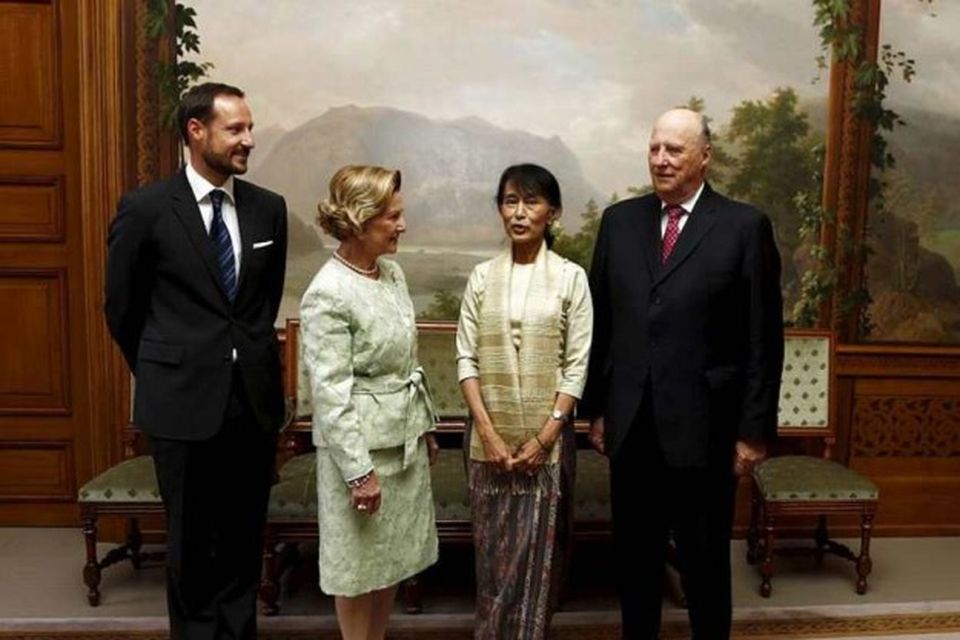 Hákon prins, Sonja drottning, Aung San Suu Kyi og Haraldur konungur.