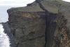 PHOTO: Rock splitting from cliff face 