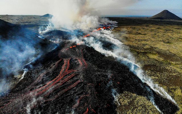 Hættumat verður líklega hækkað á Reykjanesinu um mánaðarmótin.