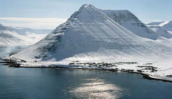 „Aðför að landsbyggðinni“
