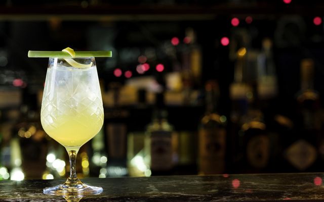 Limoncello Spritz er helgarkokteillinn að þessu sinni og er ítalskur kokteill sem minnir óneitanlega á …