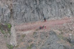 Frá björgunaraðgerðinni sem stóð yfir í nótt. Hún fór fram rétt vestan við Rauðskörð, norður …