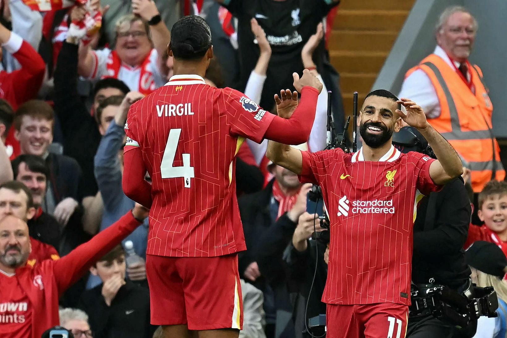 Virgil van Dijk og Mohamed Salah, leikmenn Liverpool.