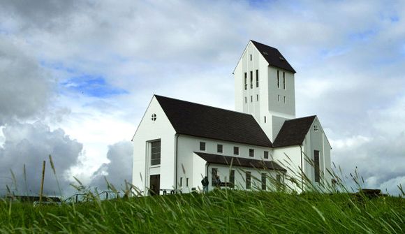 Flestir vilja ákvæði um þjóðkirkju