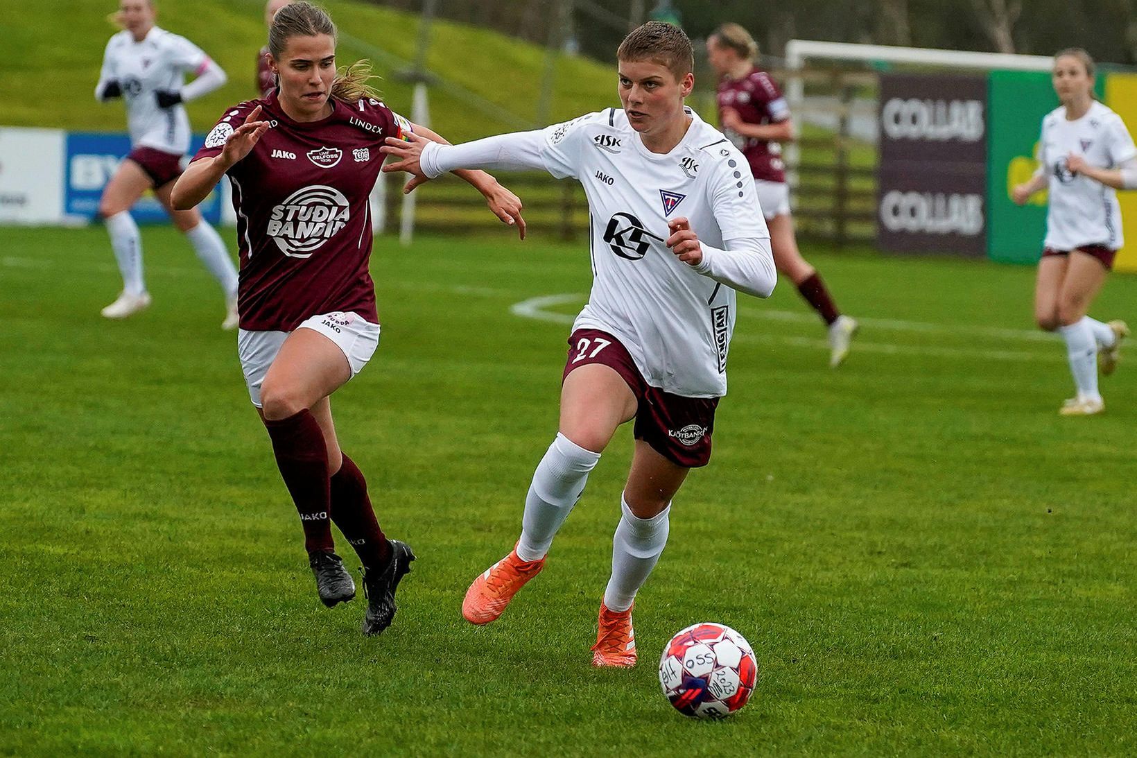 Unnur Dóra Bergsdóttir og Gwendolyn Mummert eigast við í kvöld.