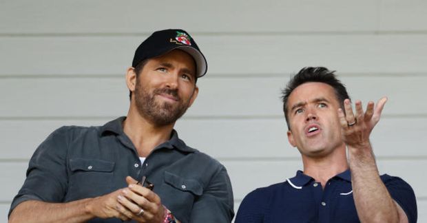 Ryan Reynolds og Rob McElhenney, eigendur Wrexham AFC.
