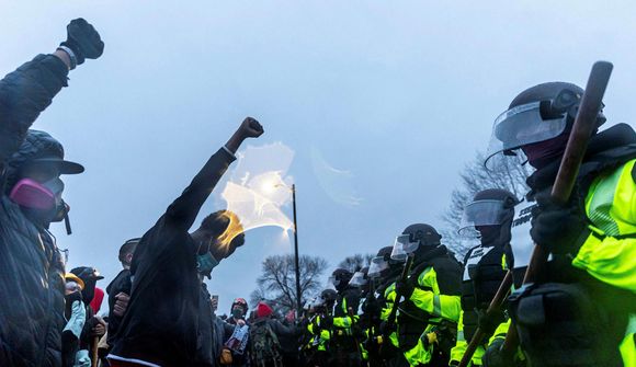 Lögreglukona ákærð fyrir manndráp