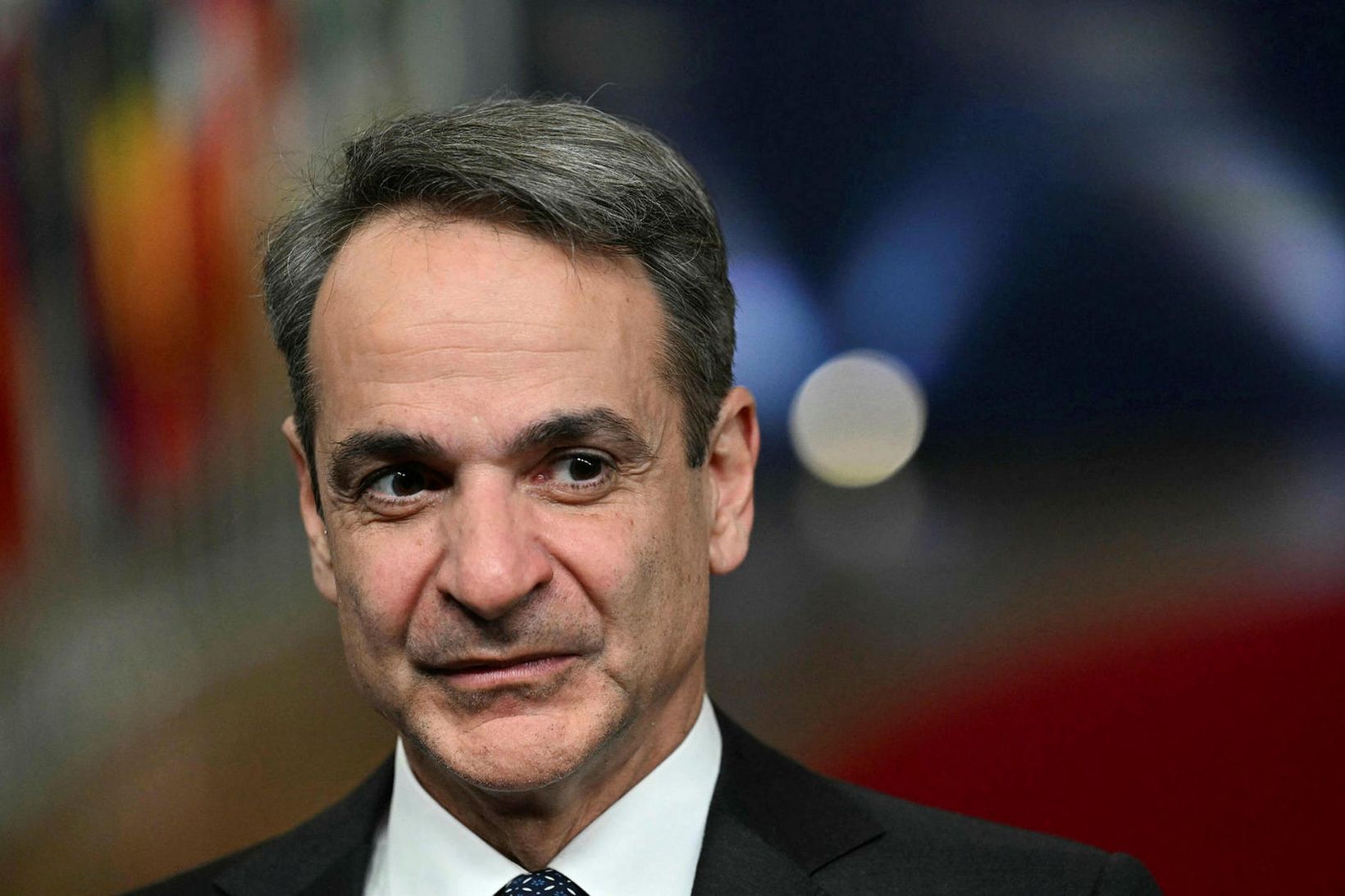 Banna samfélagsmiðla fyrir 15 ára og yngri