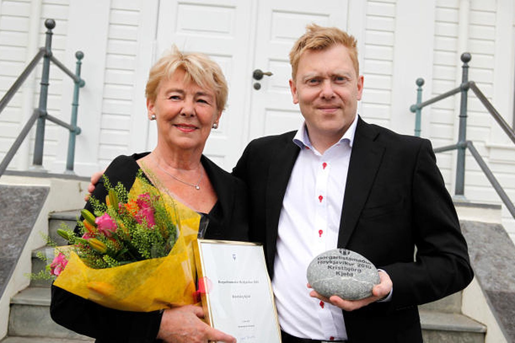 Kristbjörg Keld borgarlistamaður Reykjavíkur árið 2010 og Jón Gnarr borgarstjóri