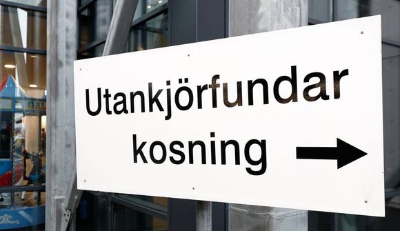 Fleiri að kjósa utan kjörfundar en í sumar