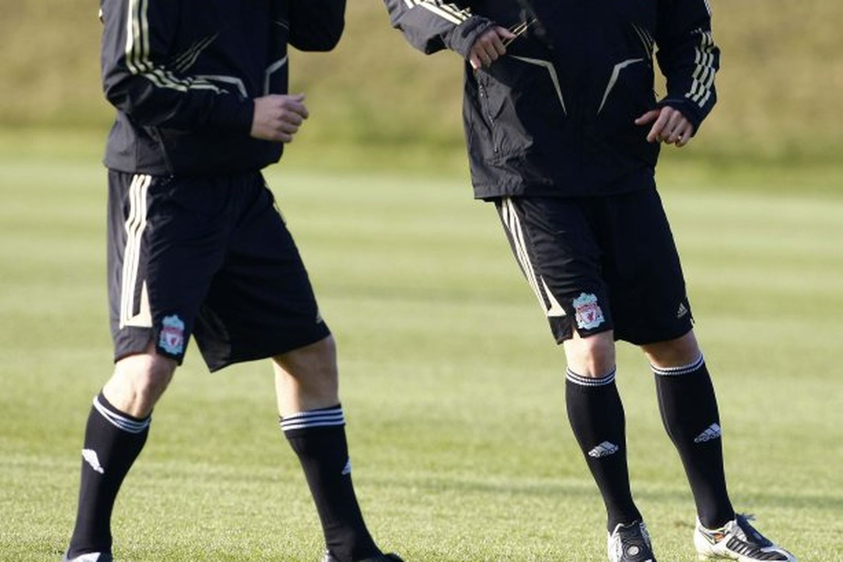 Fernando Torres og Dirk Kuyt á æfingasvæði Liverpool.