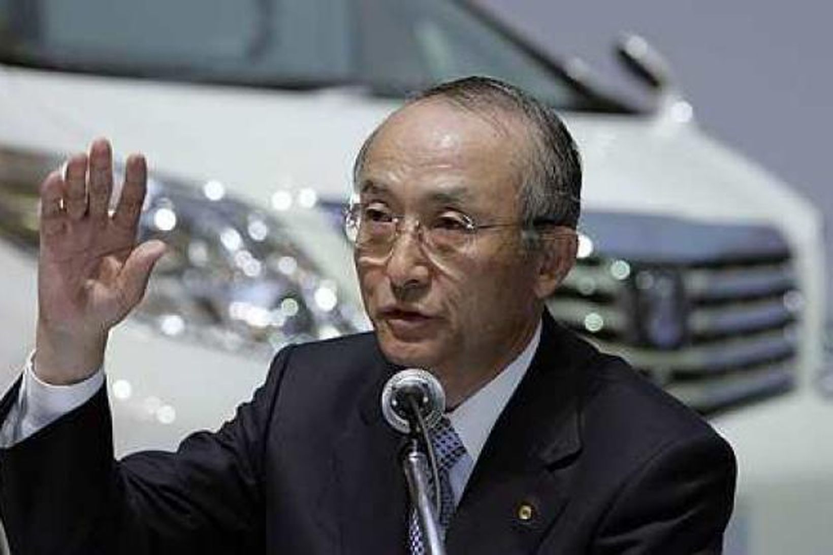 Það eru sennilega ófáir yfirvinnutímarnir sem Katsuaki Watanabe, forstjóri Toyota …