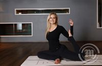 Una Kolbeinsdóttir - Yoga - Hilton rækt