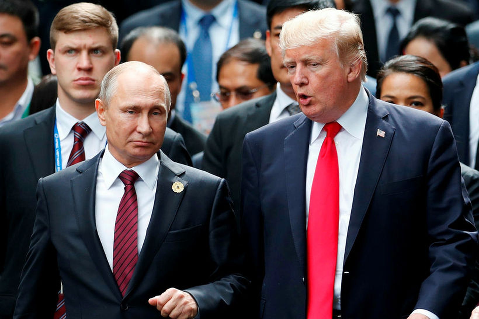 Donald Trump og Vladimir Pútín, Rússlandsforseti, á síðasta ári.