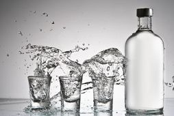 Vodka er ekki bara hressandi drykkur á laugardagskvöldi - það er einnig frábært til þrifa.