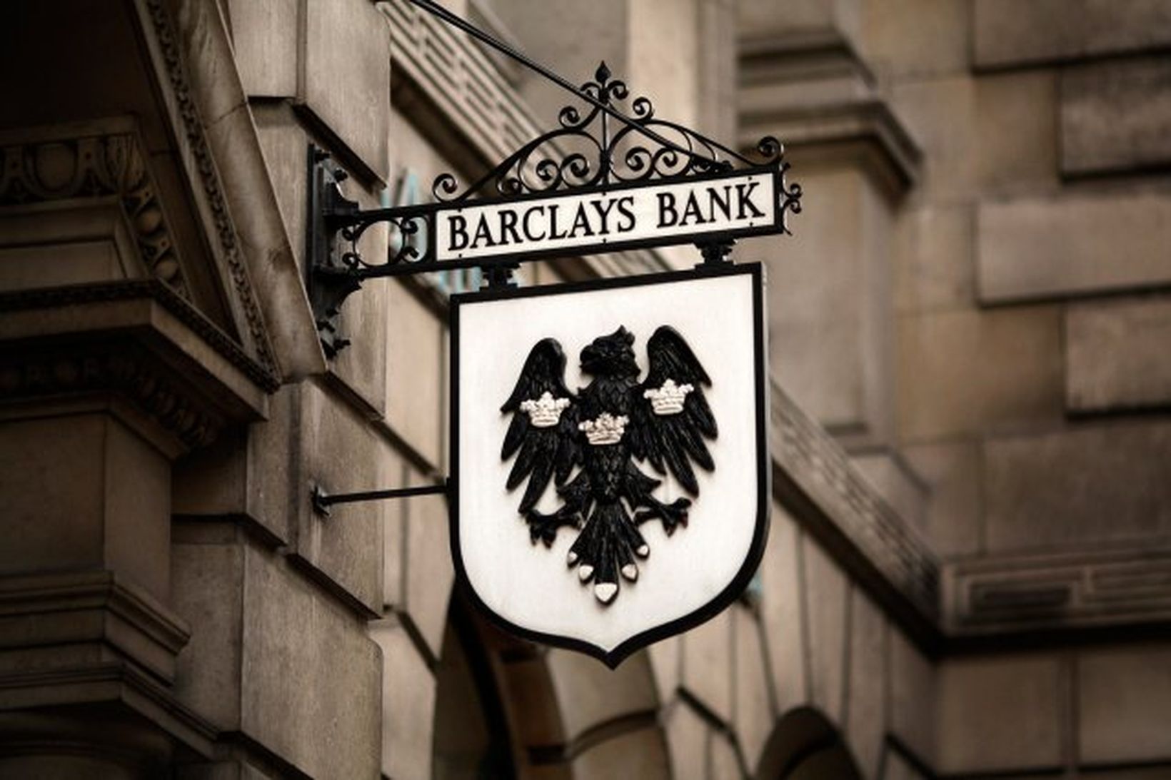 Merki Barclays-banka, en stjórnendur hans hafa neyðst til að segja …