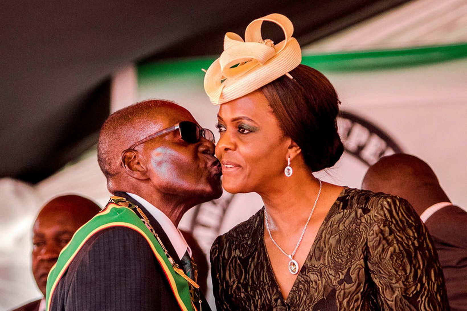 Robert Mugabe og eiginkona hans, Grace Mugabe.